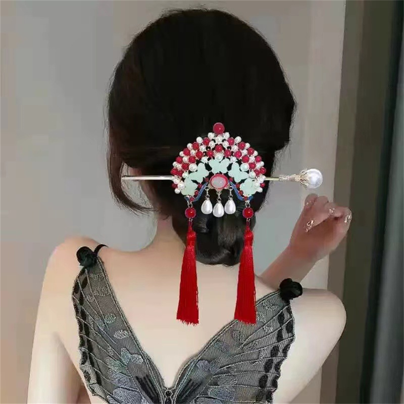 دبوس شعر بتصميم عرقي للنساء، د - مراجعة Ethnic Fashion Style وسعره